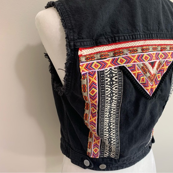 H&M Coachella Official Collection Denim Raw Hem Embroidered Vest - Picture 7 of 10